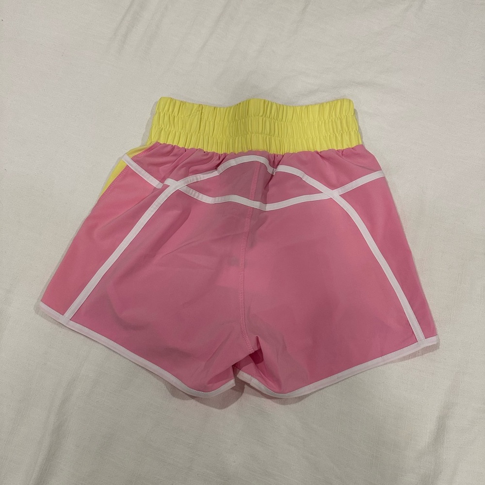 Beach Riot Shorts - Picture 4 of 4